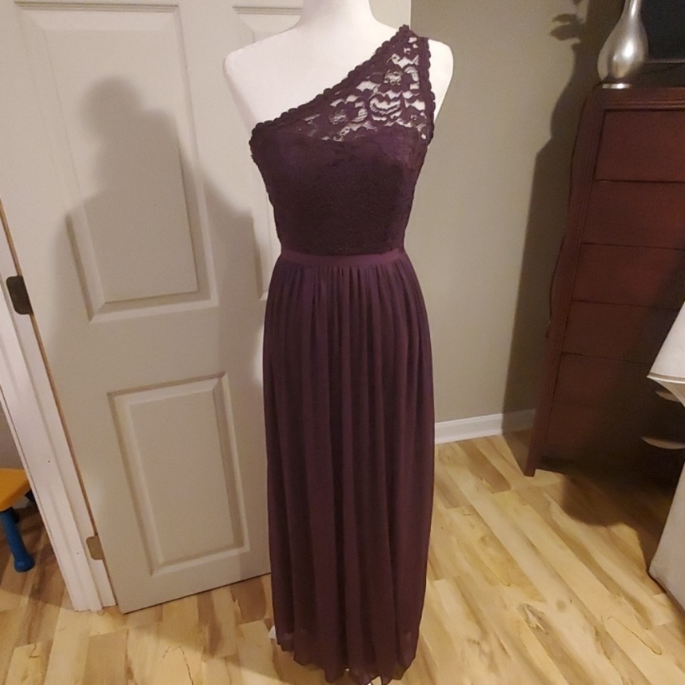 David’s Bridal Plum Long One Shoulder Lace Dress